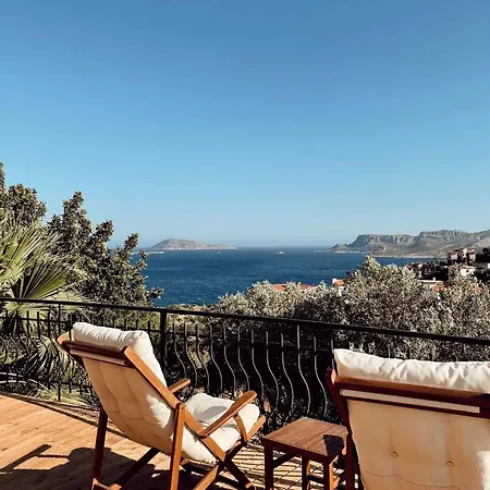 מלון Hill House Adult Only 4*