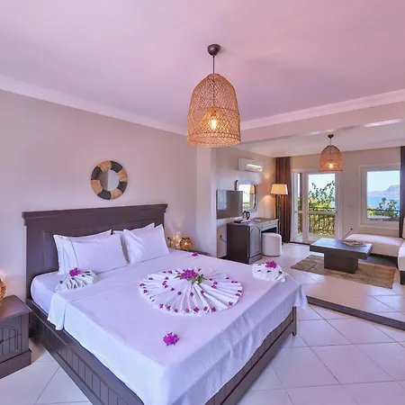 מלון Hill House Adult Only 4*